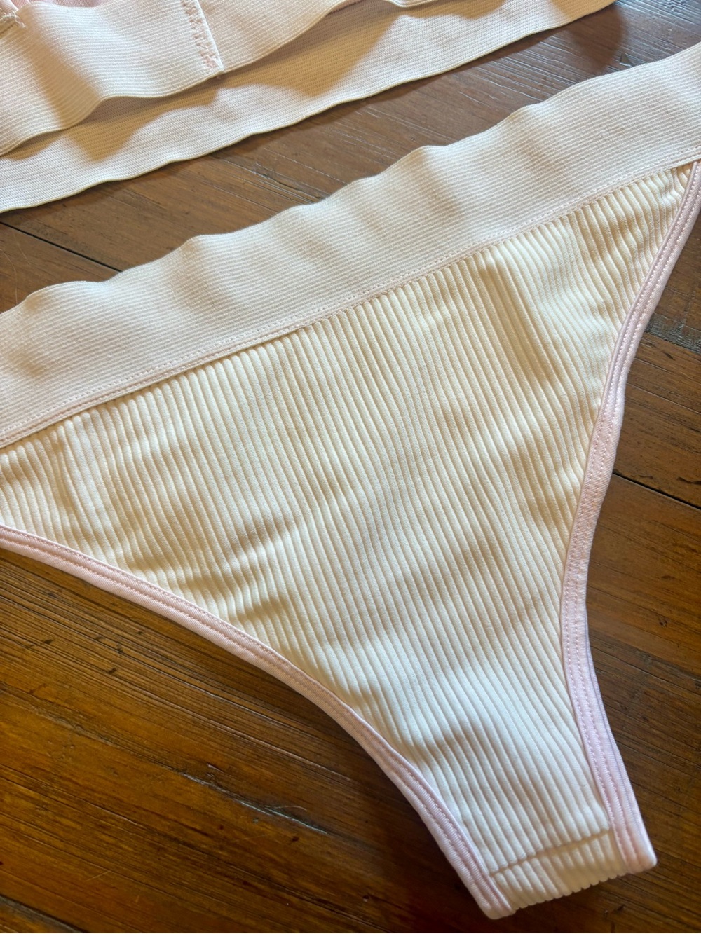 Frankie’s bikinis pink ribbed bikini set - Picture 7 of 11